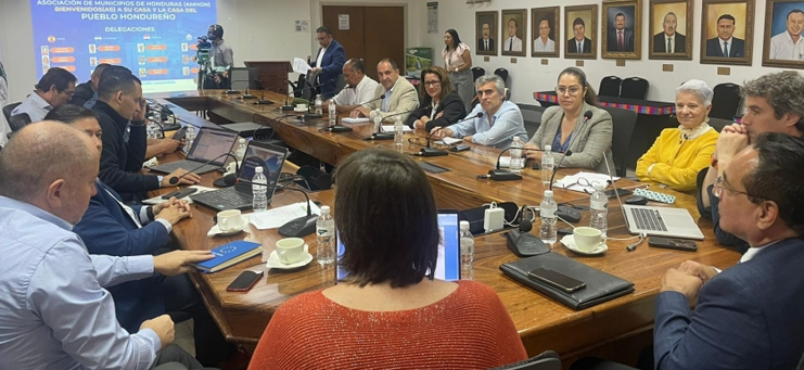 Delegation of the Executive Board of the Plenary of Municipalities of Uruguay participates in the second stage of the initiative 'Promoting Sustainable Urban Development through Associations of Municipalities'.